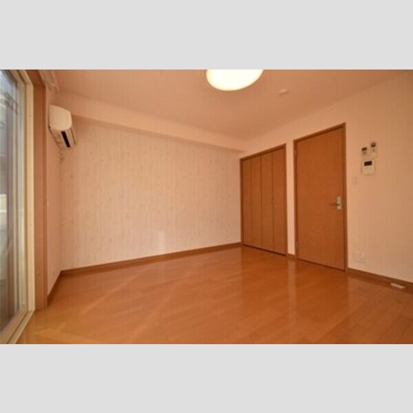 アークグレイス　Ⅲ102号室 居室