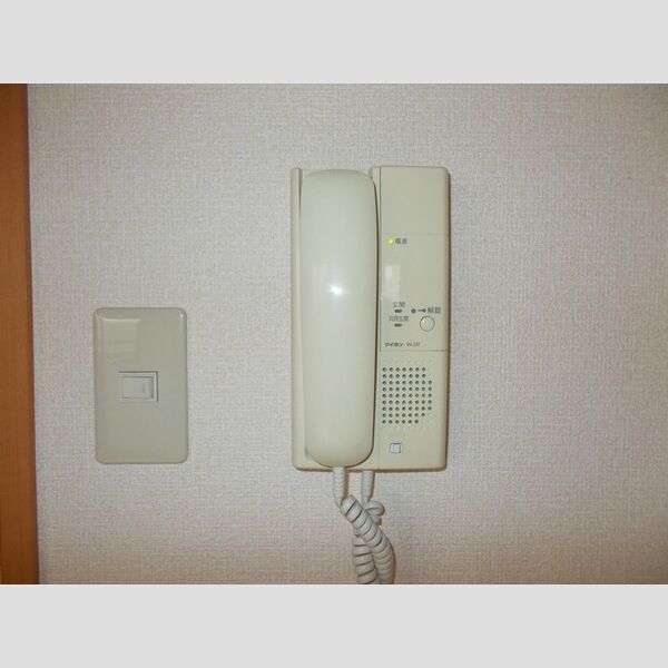アーバンフォート横浜405号室 インターフォン