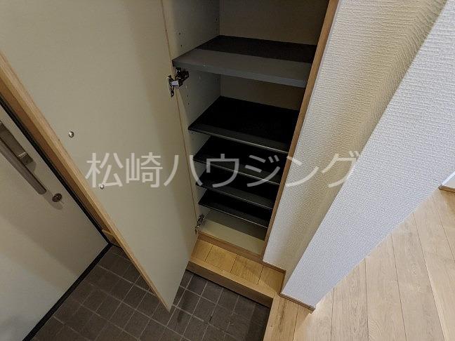 アイスタイル方南町 玄関