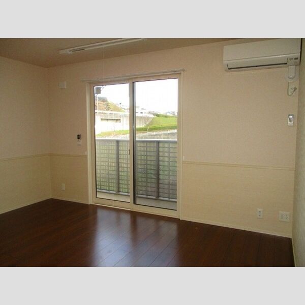 ヌーボイナリ金沢202号室 同建物別部屋の参考画像