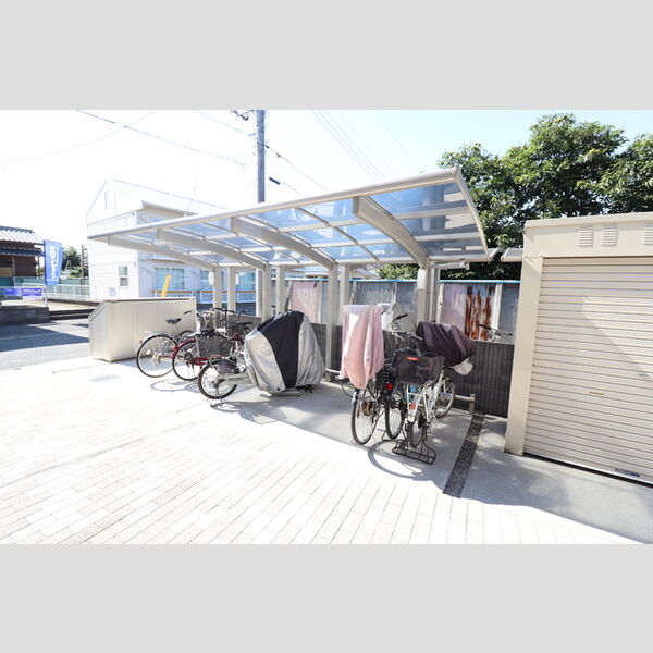 サンハウスナカノⅢ 駐輪場