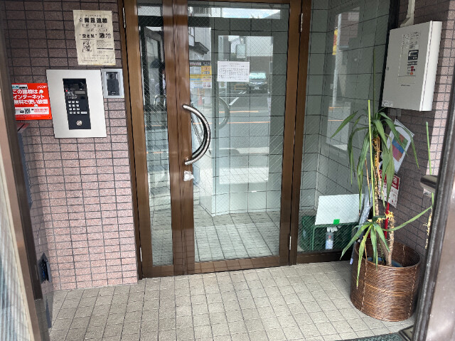 レインボーコート エントランス