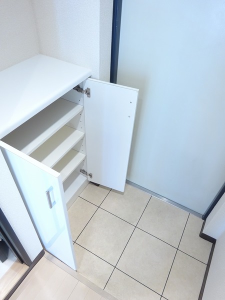 ファーストクラス荏田203号室 同建物別部屋の参考画像