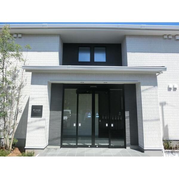 Renom　sakuradai エントランス