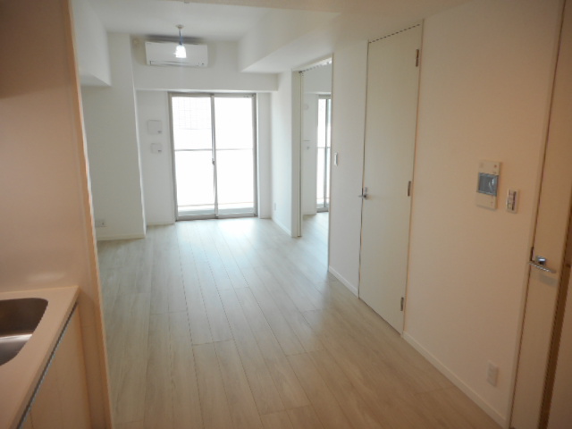 エムフラット秋葉原 リビング