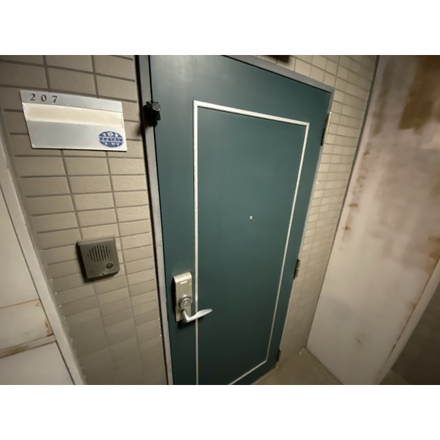 シャトール田口金沢八景207号室 玄関