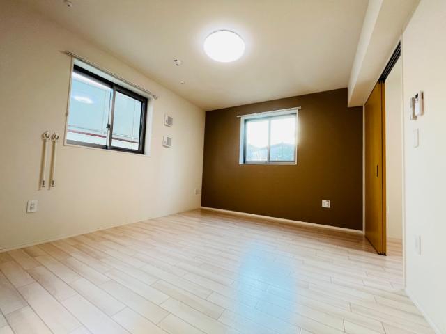 ＤＩＭＯＲＡ北千住　-ディモーラ北千住-201号室 リビング