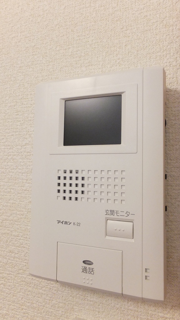 レオパレスバンビーナ106号室 モニター付インターホン