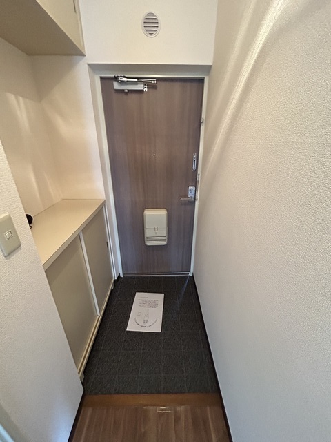 カサベルデ山王 玄関