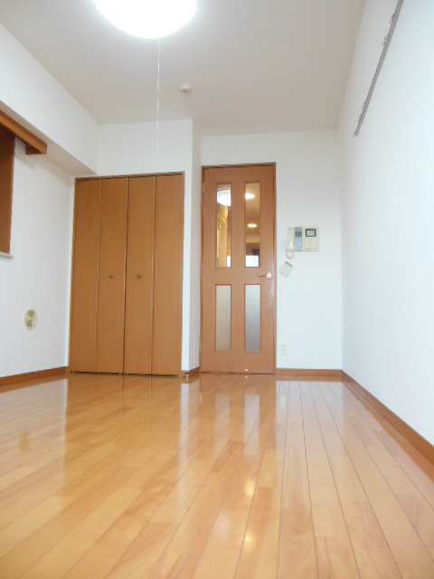 グランド・ガーラ幡ヶ谷East リビング