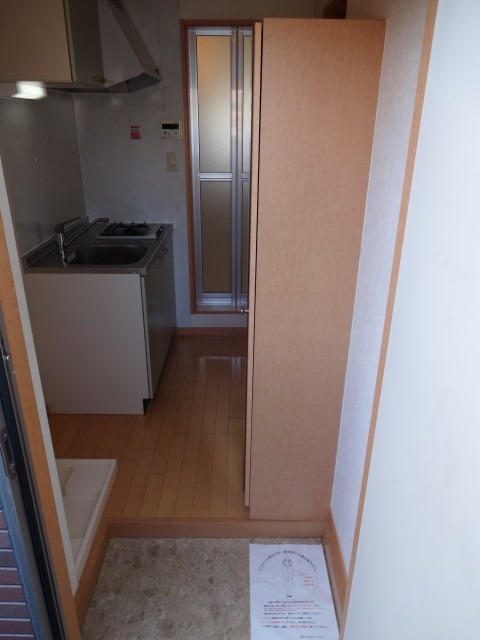 ソレーユ弦巻 玄関