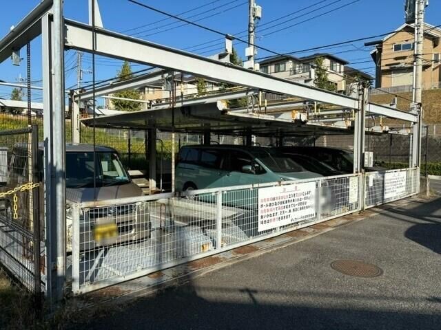 ディアパーク杉田南 駐車場