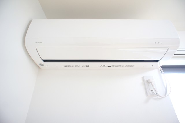 ラウレア千葉中央0102号室 エアコン