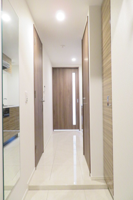 ガーラ・プレシャス赤坂見附 人感センサー付き玄関照明あり