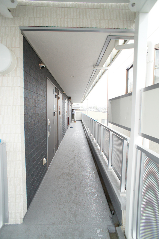 リブリ・ツヴァイテンス1階 廊下