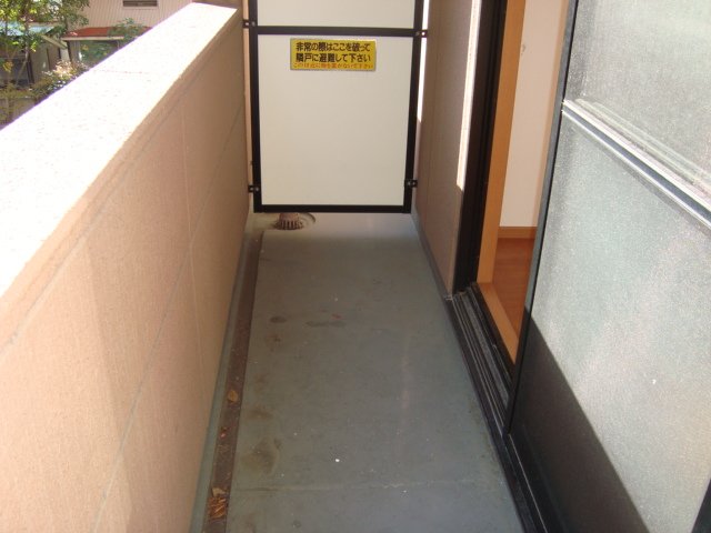 ポスト・マローネ00202号室 ベランダ