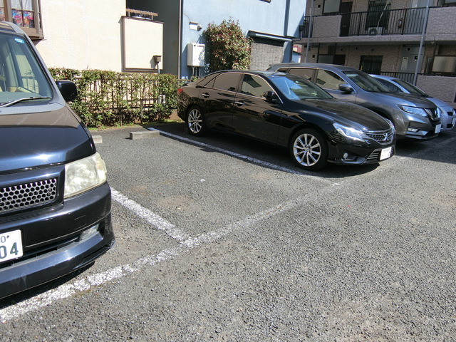 ビルトモア 駐車場