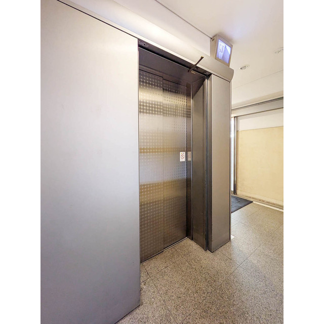 オーパスホームズ八丁堀0601号室 エレベーター