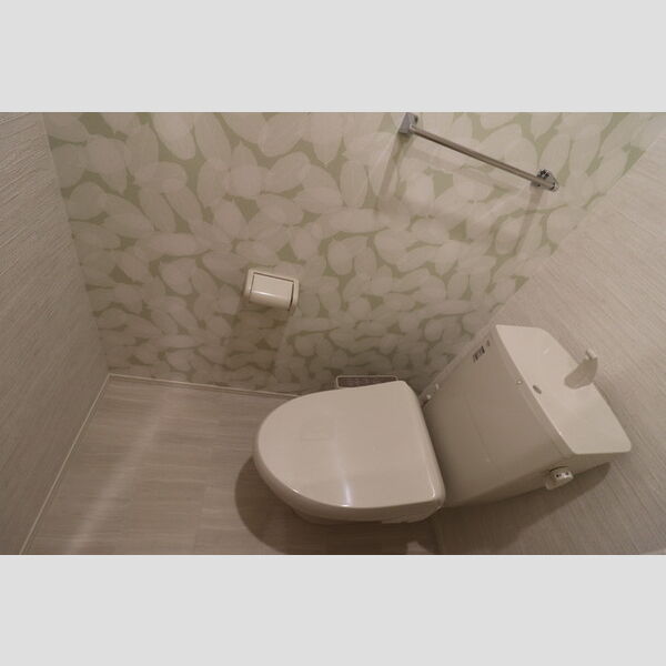 ノーブル浦和美園202号室 温水洗浄暖房便座