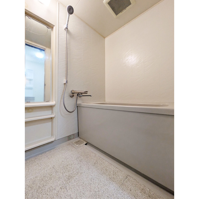 モンメール大磯303号室 お風呂