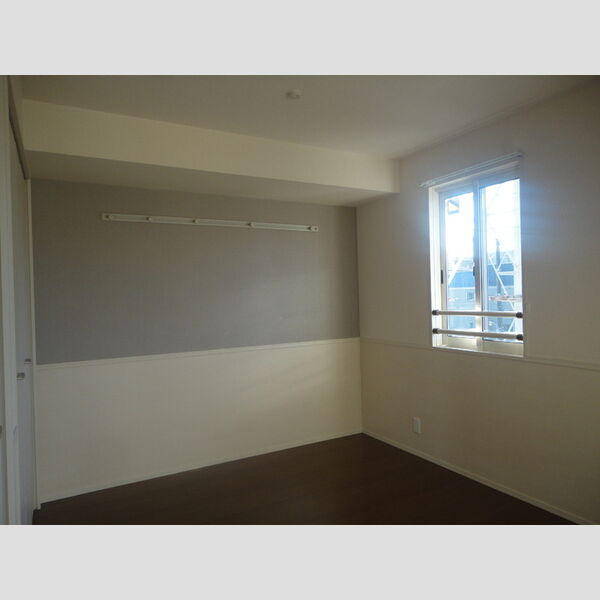 メゾンドール305号室 南側洋室