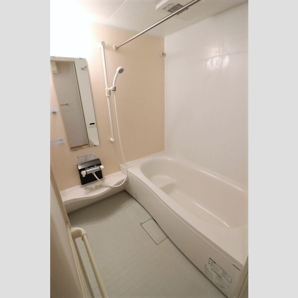 メゾンリッシュ　A バスルーム