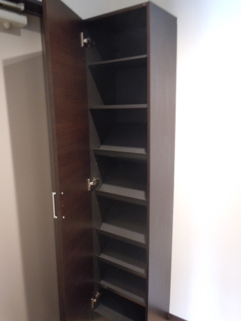 アクシス亀戸0205号室 下駄箱