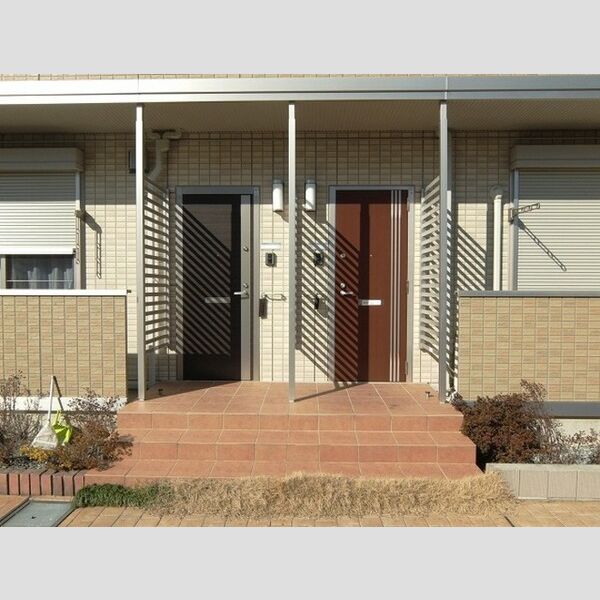 ラフォレスト 物件入口