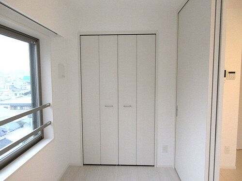 プレセダン板橋本町6階 収納　※2025.11同タイプ別部屋新築未入居時撮影