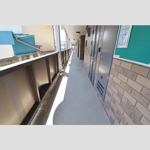 トミージュ103号室 ホール