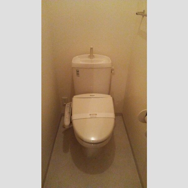 クロシェット　B 温水洗浄便座