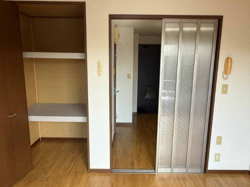 ファミール藤崎(E-134) 収納