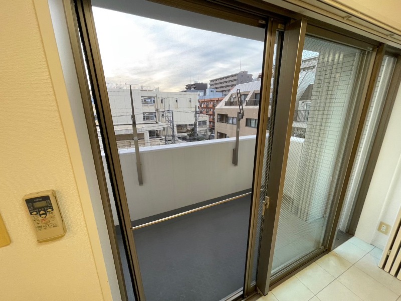 ヴィータローザ横浜吉野町 バルコニー