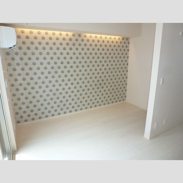 フレシール105号室 洋室