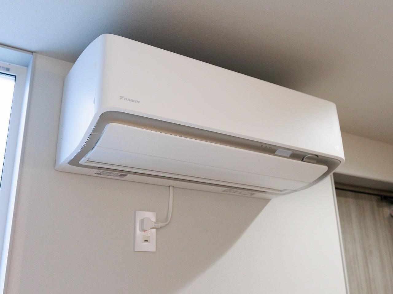 WIZBELL リビングエアコンはダイキンの最上位モデル「うるさらX」