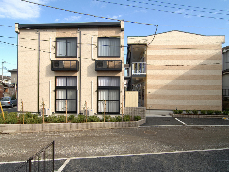 レオパレスエルピスの外観画像