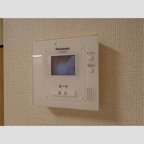 レイクヒルズ373　D カラーモニターホン