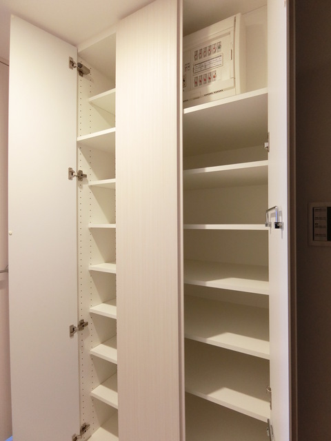 ザ・パークハビオ月島フロント408号室 Bタイプ2019年10月撮影 同タイプ1008号室の写真です。