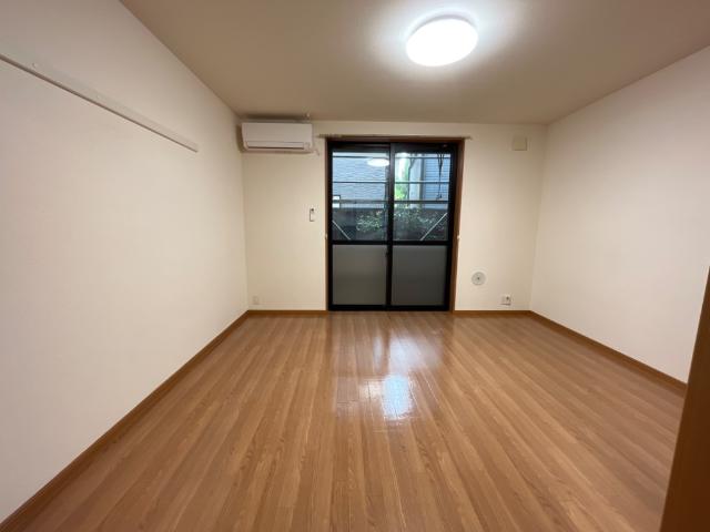 アイディール 室内