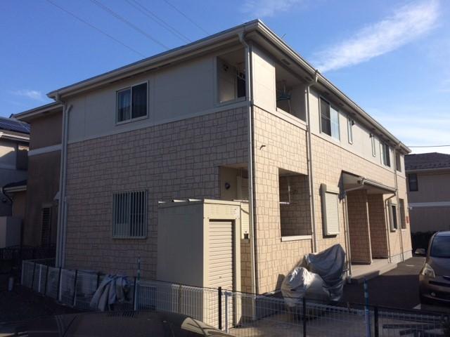 ラ・ジヴェルニー 外観写真（昼）