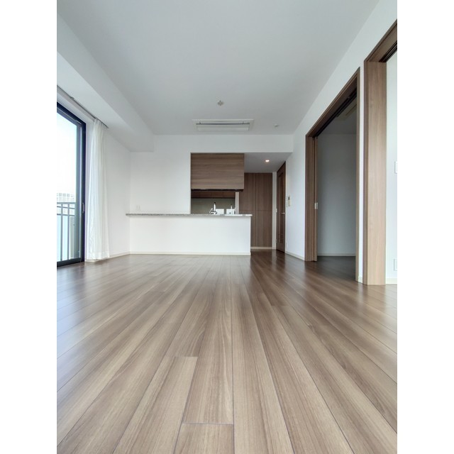 ウェリス高輪 リビング約11.7畳　2026年2月撮影