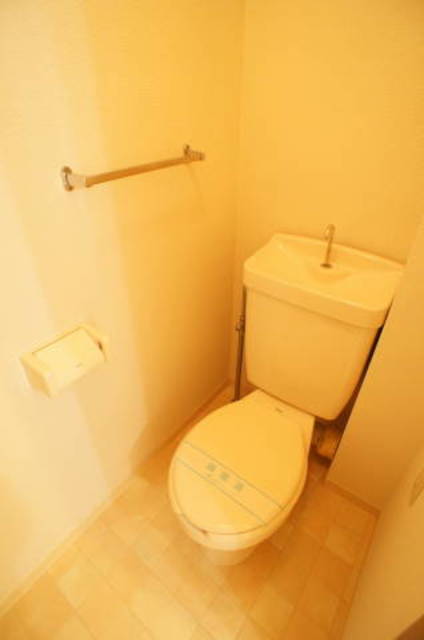 ファミーユ浜野 トイレです