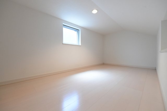 ウィンズ・パレ西落合2階 ロフト