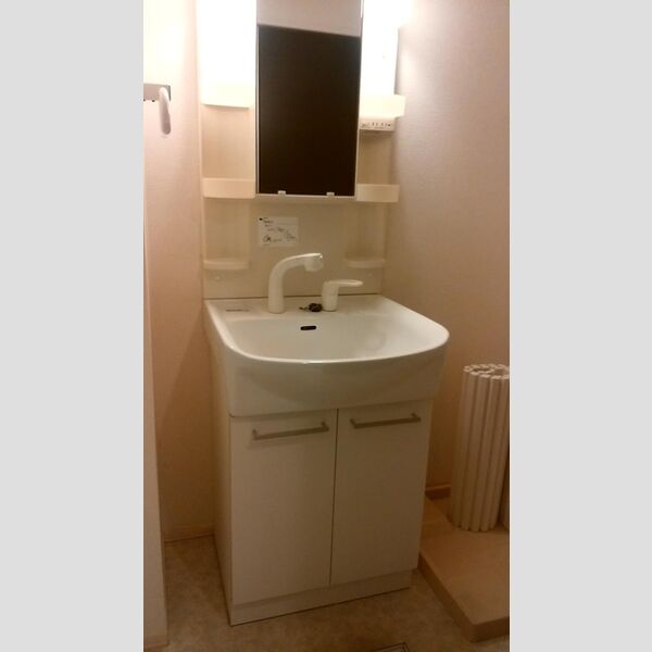 レセンテ・本八幡202号室 洗面