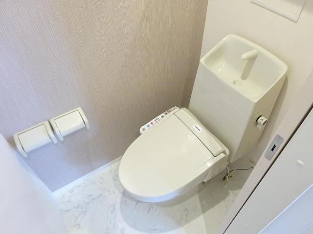 ラーク学園町 シャワー付トイレ