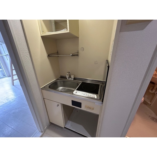 アルトーロ蒲生Ⅱ208号室 キッチン