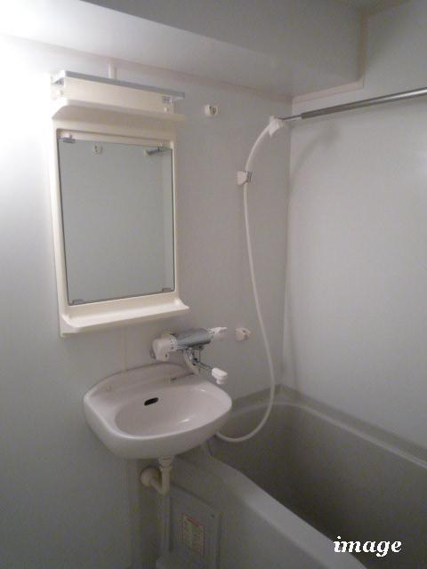 ガラ・グランディ日本橋10階 浴室乾燥機付きバス