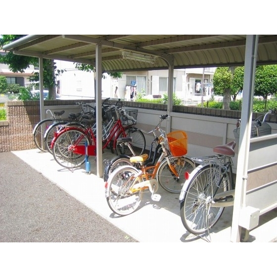 リヴェール仲原1階 外観