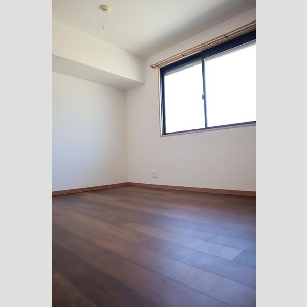 コートジョイ 洋室