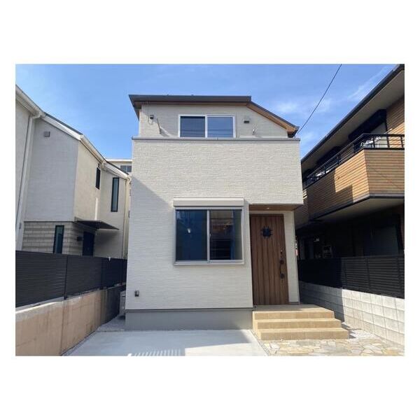 杉並区高井戸西3丁目貸家の外観画像